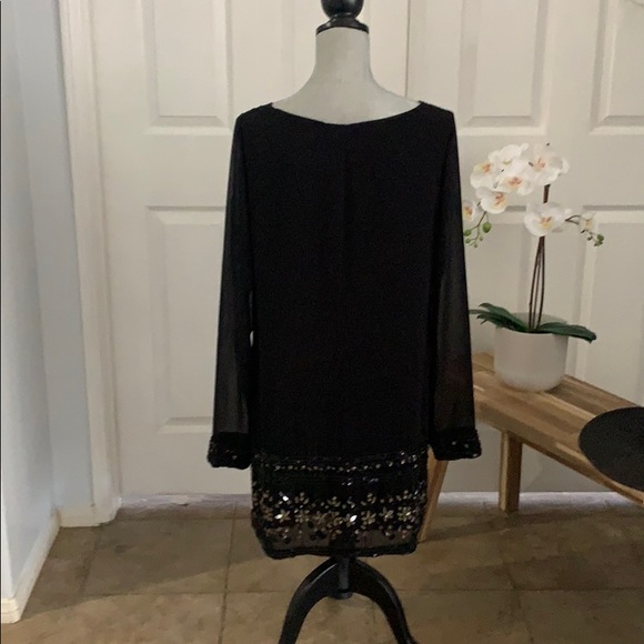 *SOLD* Guess by Marciano Dress. Large - Picture 5 of 6